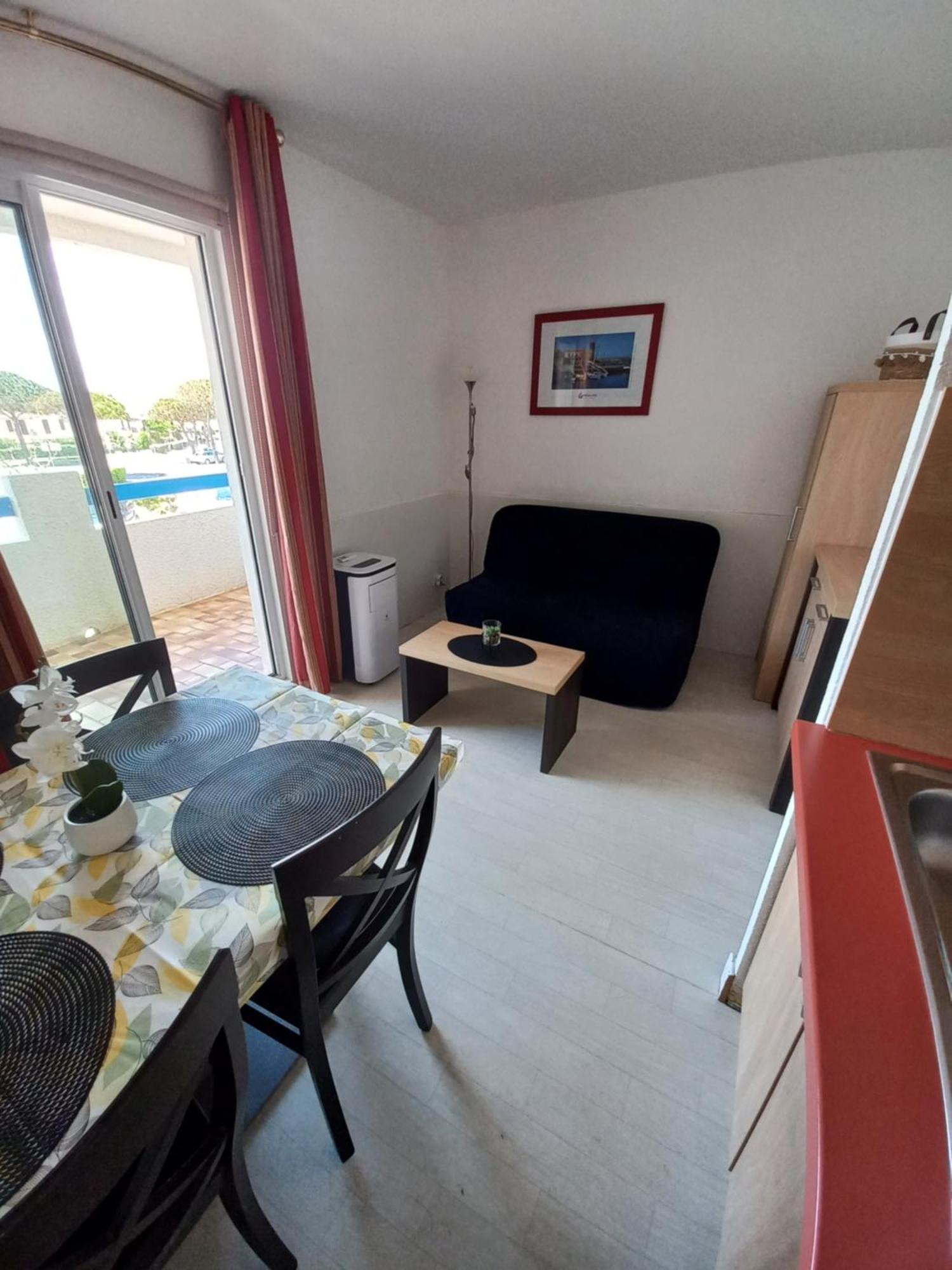 Coquet Studio 4 Pers, Piscine,Clim Mobile, Plage A 300 M,A 5Min A Pied Du Lydia เลอบาร์กาแรส ภายนอก รูปภาพ