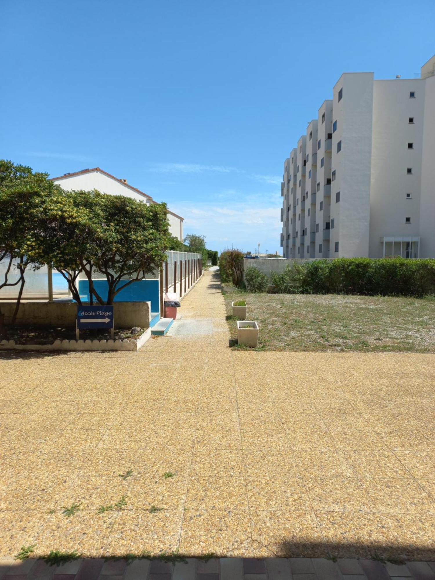 Coquet Studio 4 Pers, Piscine,Clim Mobile, Plage A 300 M,A 5Min A Pied Du Lydia เลอบาร์กาแรส ภายนอก รูปภาพ